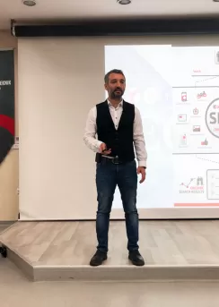 google ads eğitmeni orhan gürbüz