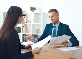 Kariyer Danışmanı Nedir? Kariyer Rehberliği Neden Önemlidir?