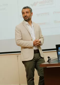 seo eğitmeni orhan gürbüz