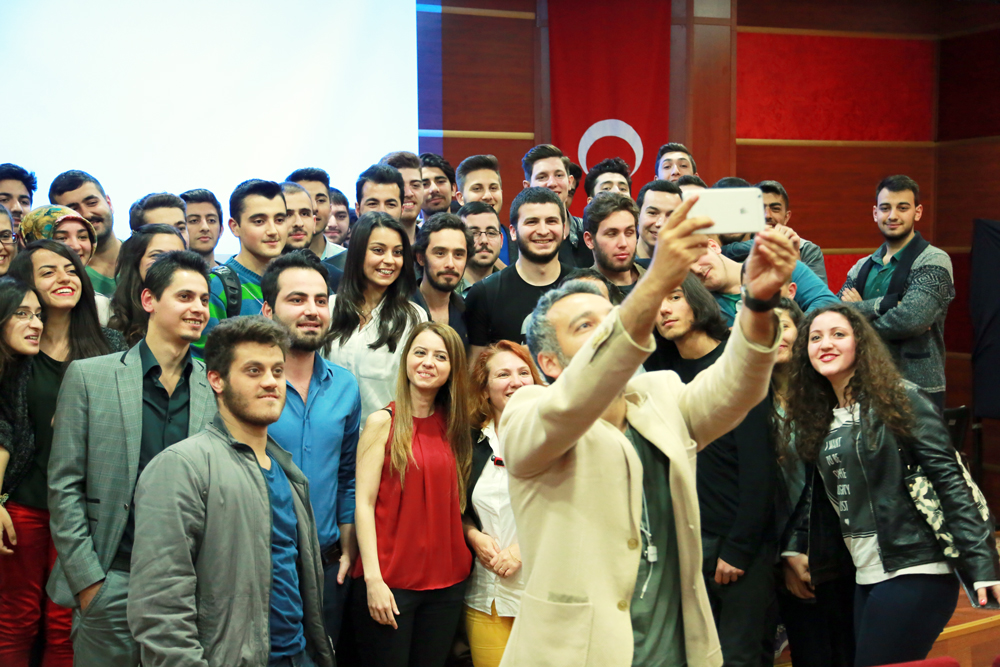 Universite Konusmaci 30