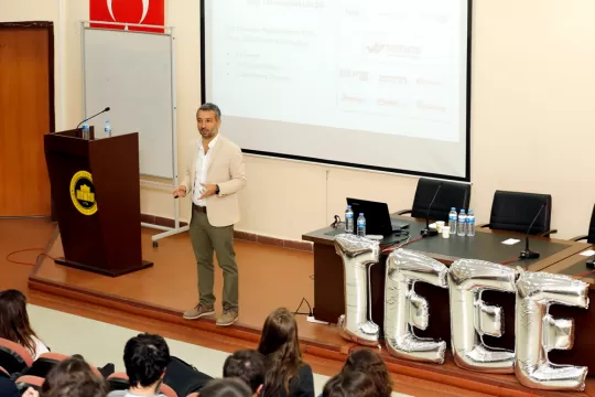 üniversite konuşmacıları