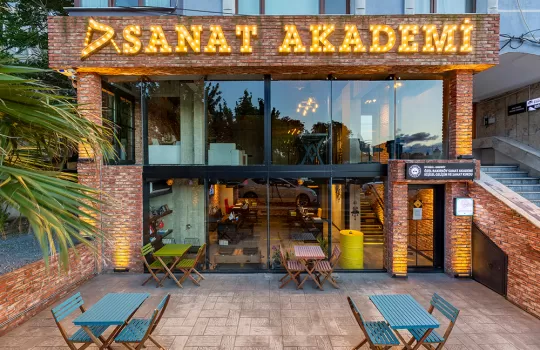 Akademi Fotograflari