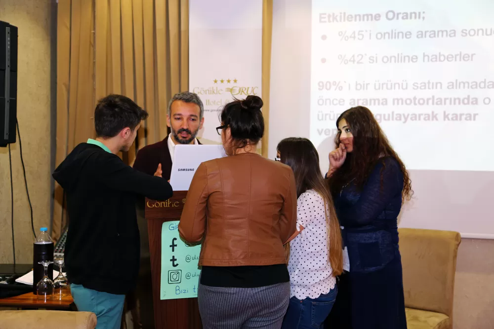 beden dili ve hitabet eğitimi fiyatları