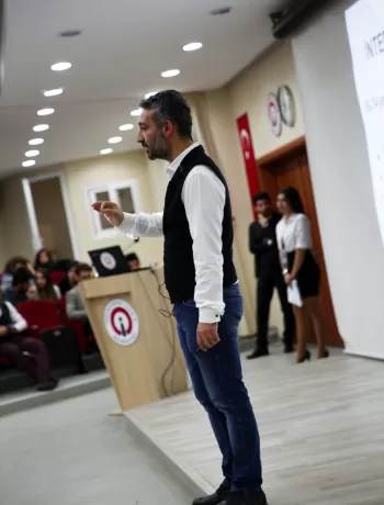 beden dili ve hitabet kursu