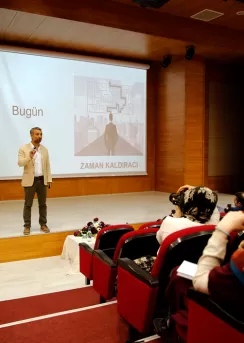 ileri satış teknikleri uzmanı