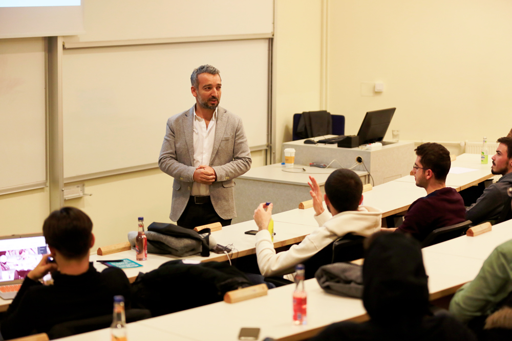 Kariyer Gunleri Fotograflar