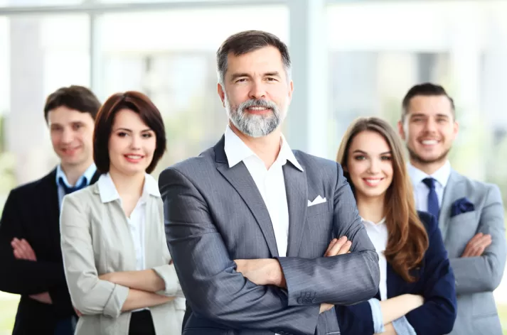 liderlik eğitimi fiyatları