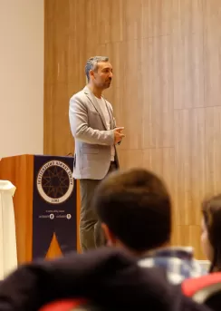 pazarlama danışmanı orhan gürbüz