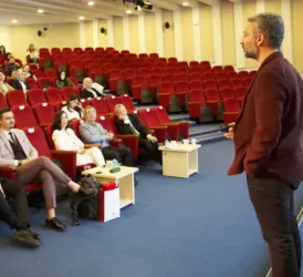 Satışta Müzakere Pazarlık ve İkna Eğitimi