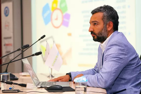 siyasi danışmanlık orhan gürbüz