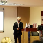 Sosyal Medya Danismani Orhan Gurbuz