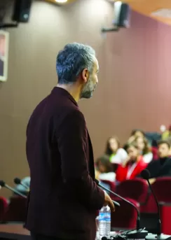 topluluk önünde konuşma eğitimi orhan gürbüz