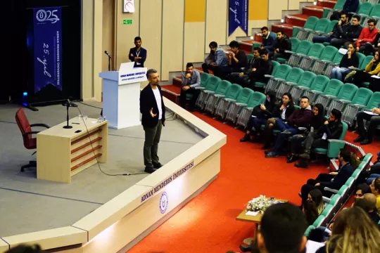 topluluk önünde konuşma eğitimleri