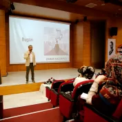 Universite Konusmaci 8