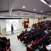 Universiteye Konusmaci 2