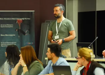 En İyi Siyasi Danışmanlık Hizmeti – Siyasi Kariyerinize Doğru Seçimlerle Başlayın!