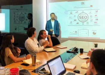 Kapsamlı SEO Eğitimi - Öğrenmediğiniz Hiçbir SEO Taktiği Kalmayacak!