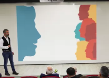 Siyasetçiler İçin Algı Ve İkna Teknikleri Eğitimi Ne İşe Yarar?