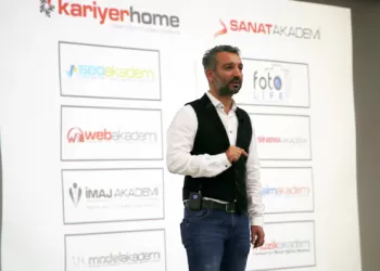 Siyasetçiler İçin Eğitim – Siyasetçi Adayları İçin Birbirinden Önemli 5 Eğitim