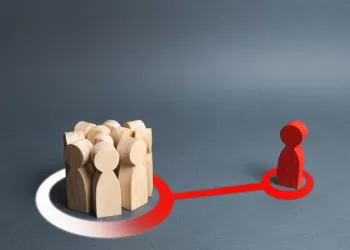 Siyasetçiler İçin İkna Teknikleri Nelerdir? – 4 Adımda Etkili İkna Stratejisi